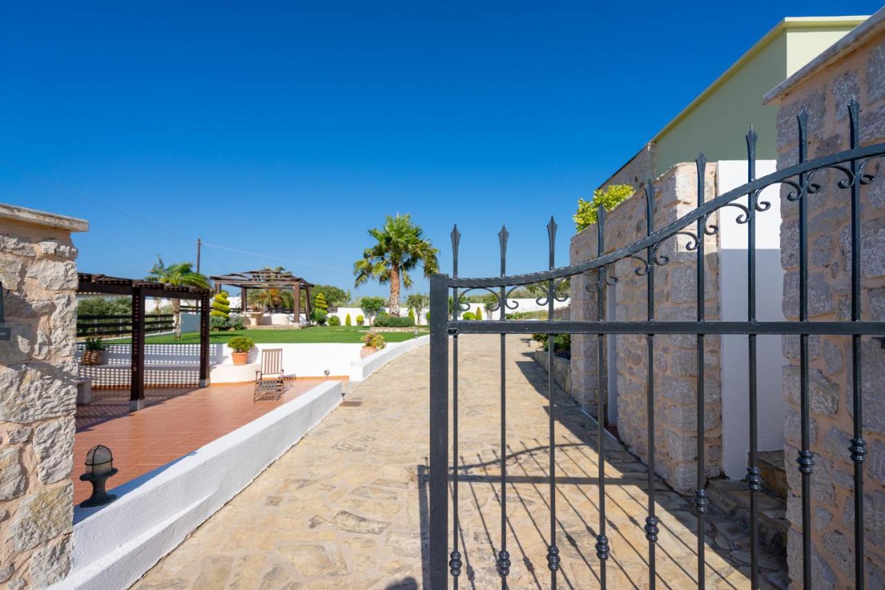 Anevato Georgia'S Apartments Kouremenos Beach מראה חיצוני תמונה